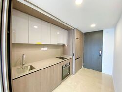 Avenue South Residence (D3), Apartment #413937071